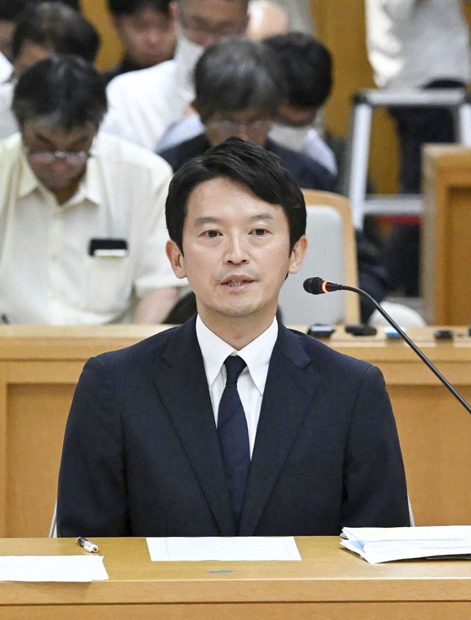 【元彦ちゃん謝る】県議会で職員に謝罪　パワハラ認定には従来の見解改めず  [少考さん★]