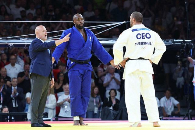 柔道で前代未聞の乱闘寸前騒ぎ！仏の絶対王者リネールが一本後に蹴り上げられる！暴挙に超大ブーイング