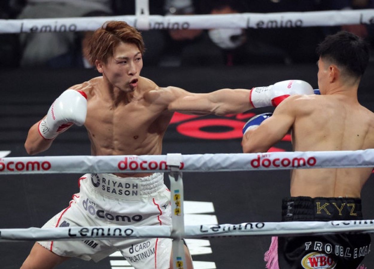 【ボクシング】井上尚弥が衝撃４回ＴＫＯ勝ちで防衛成功　１１年ぶり日韓戦も代役挑戦者を圧倒  [鉄チーズ烏★]