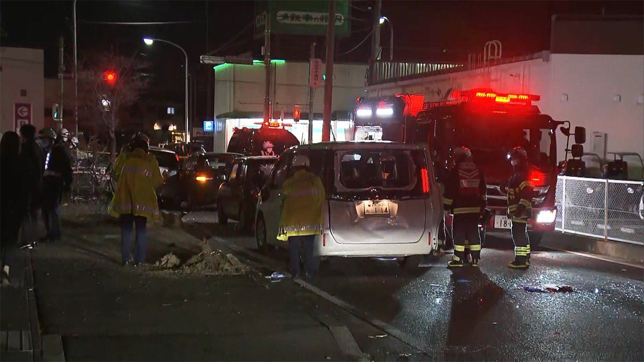 【悲惨・・】97歳運転の車にはねられ40代女性が死亡　福島、ほか4人軽傷  [首都圏の虎★]