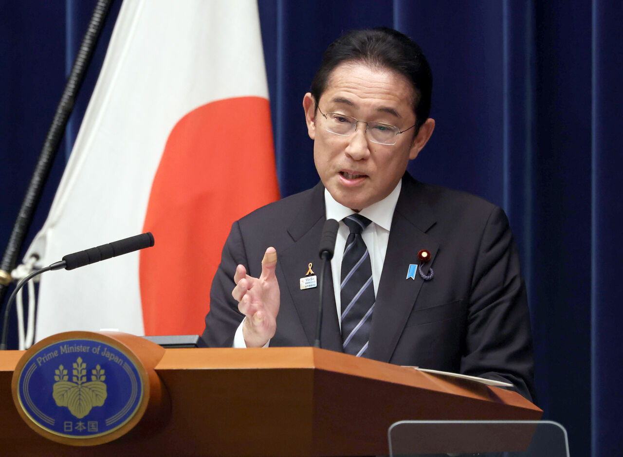 岸田首相「明けましておめでとうございます。新たな気持ちで日本を力強く発展させていく年にしたい」  [ばーど★]