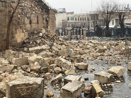 【酷い・・】トルコで大地震　隣国シリアも被害 死者計3700人超