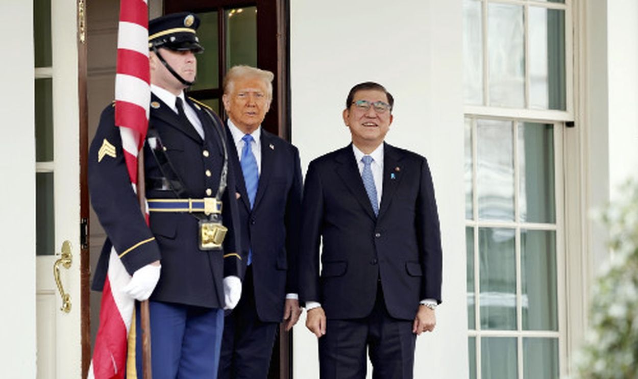 【初会談】トランプ大統領、対日赤字解消に意欲。石破首相、１兆ドル投資表明「黄金時代」追求