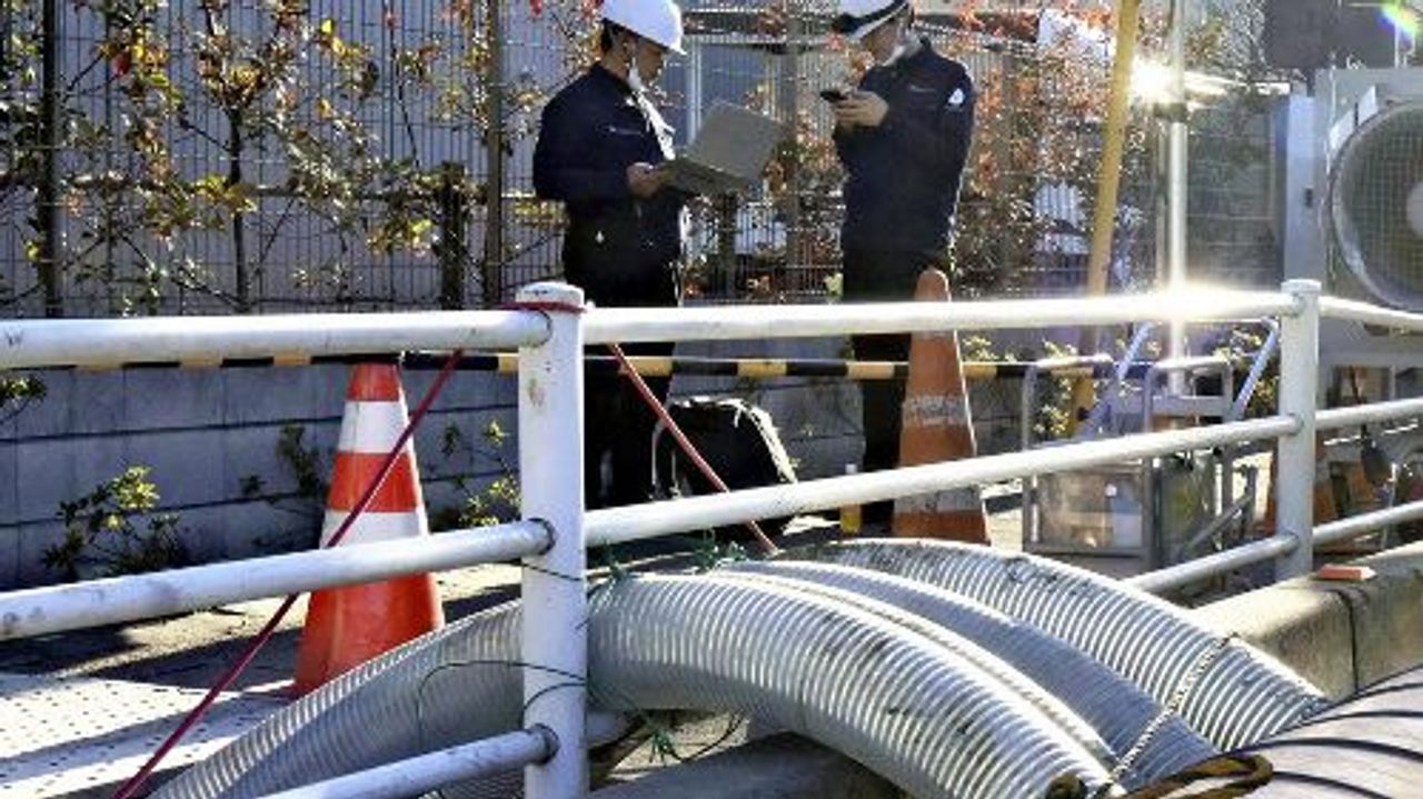 道路陥没「復旧には２，３年かかる」より強力な下水の利用自粛求める