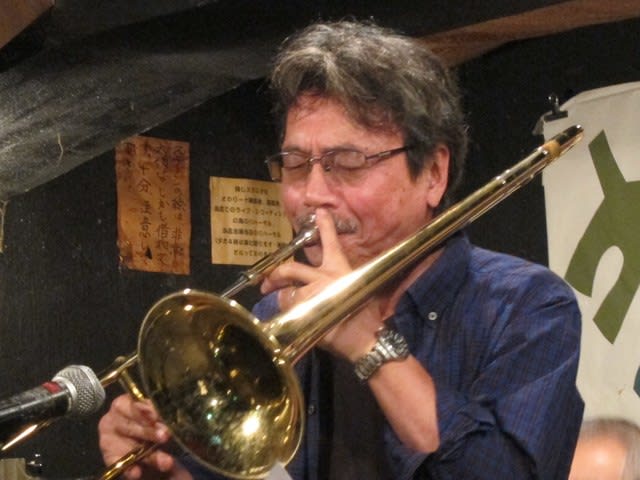 『向井滋春』