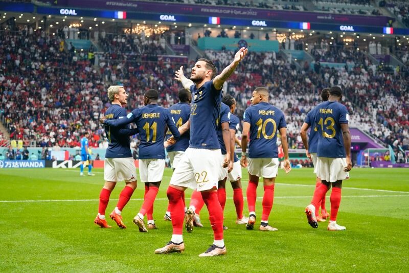 【王者フランス】2大会連続の決勝進出！　史上3か国目の連覇へ王手…難敵モロッコを2-0撃破  [久太郎★]