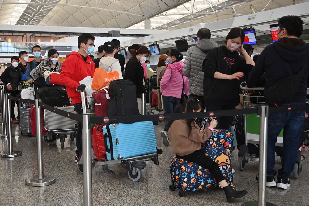 【世界からもエンガチョ‼！】中国発ミラノ便、乗客の半数がコロナ陽性－伊政府は全乗客検査へ