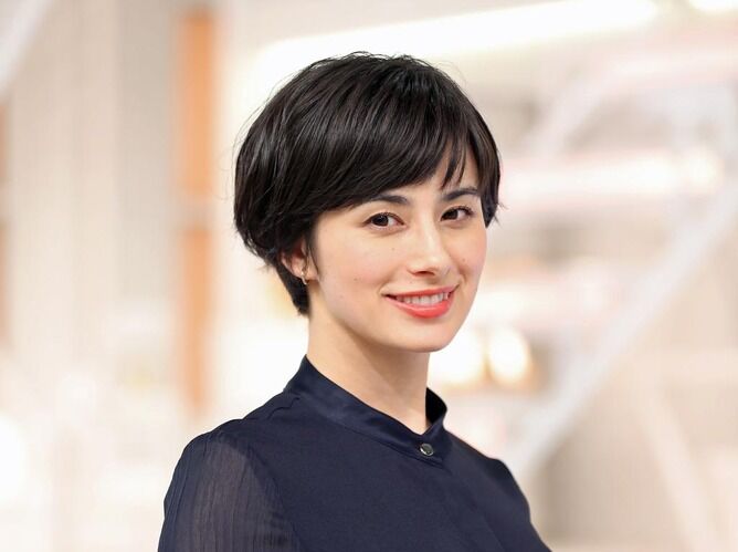 ホラン千秋、クリスマスに一人で過ごす理由「ザコに誘われてもしょうがないんだって…」冗談交えて明かす  [muffin★]