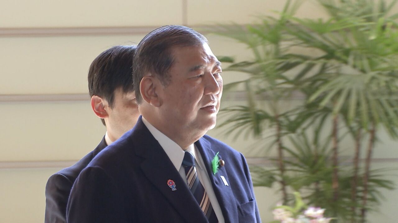 首相、周辺に「国民の評判が悪いならやる意味はない」と語る…現金給付見送りで政府、ガソリン補助金・電気ガスなど経済対策策定へ ★3  [おっさん友の会★]