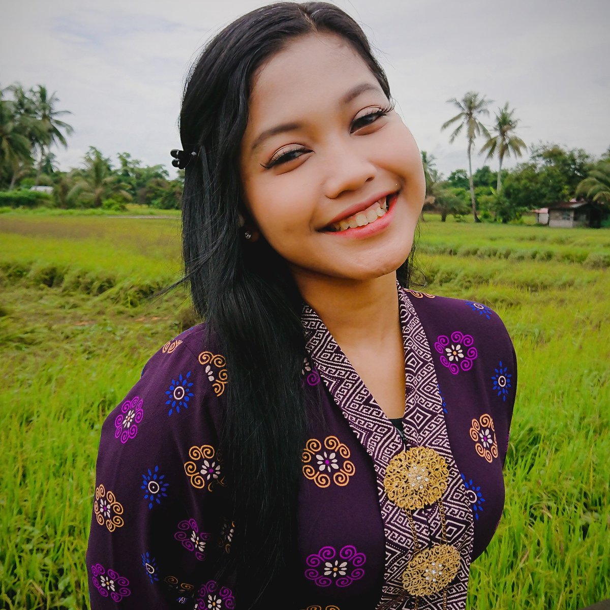 『Nur Amira Syahira』50