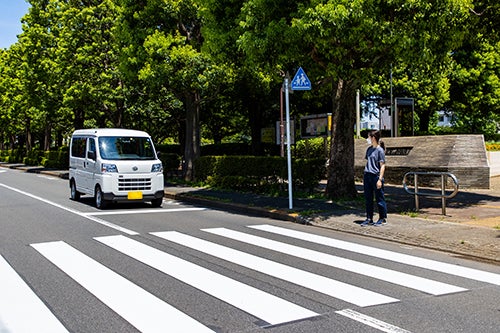【止まらない車】　小６が“横断歩道の車の停止率”を調査    意外な傾向とは…？ 「いかつい兄ちゃんは止まってくれるのに…止まってくれないのは…」
