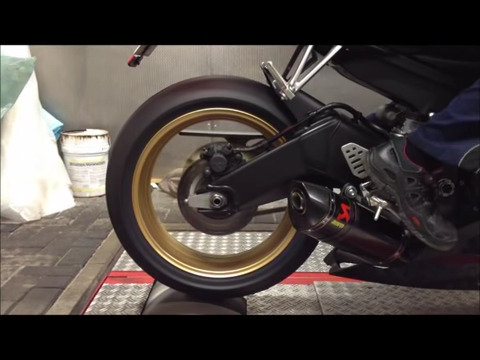 Akrapovic