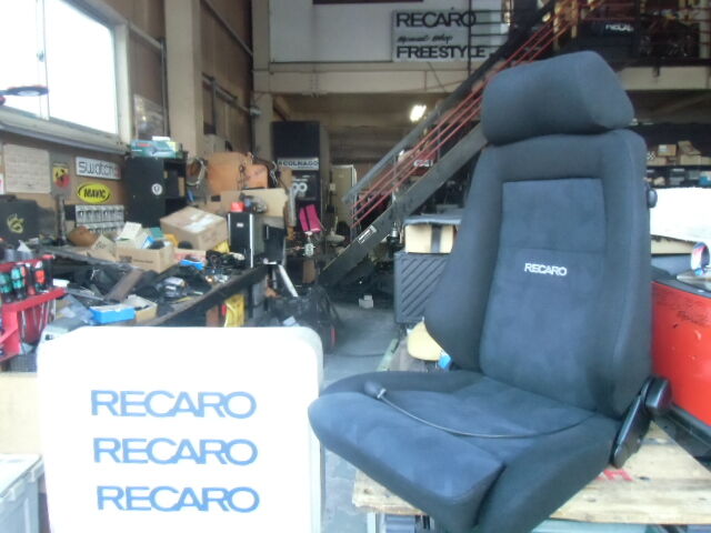 レカロ Is84 腰痛対策エルゴメドmv 351黒 メンテナンス 部分張替 Hino プロフィアsh1 トレーラーヘッド レカロ 屋 フリースタイルrsfマイスター日記