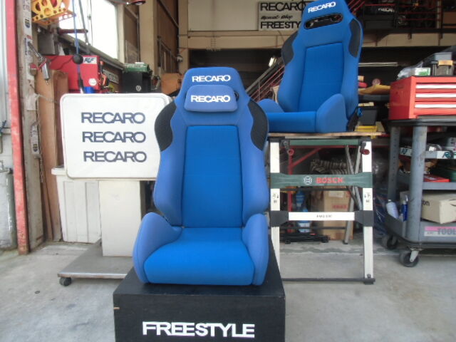 レカロ is84 SR3トレール 青 2脚 メンテナンス+センター張替 
