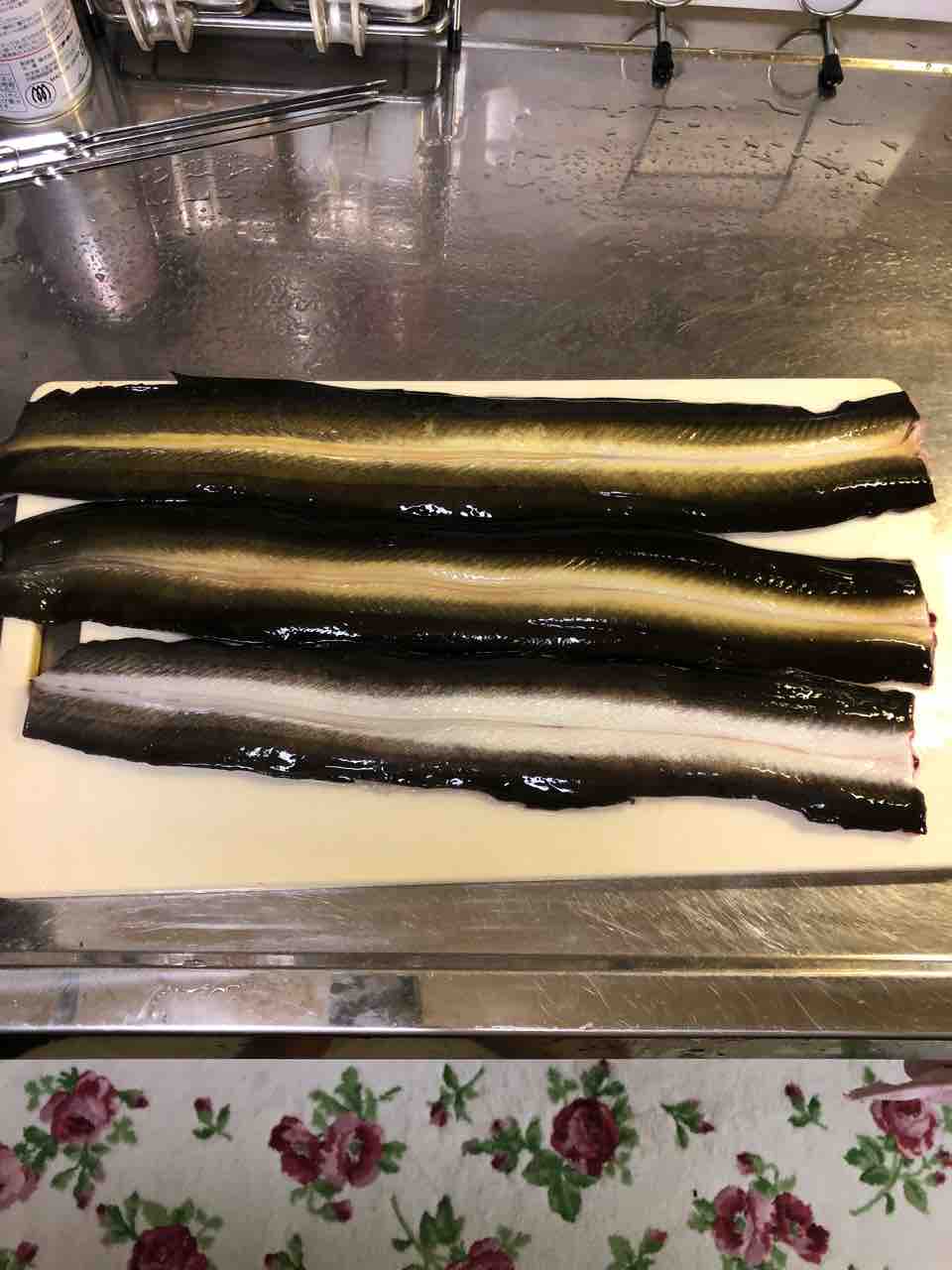 超豪華 天然うなぎ3匹を蒲焼きにして食べ比べてみた 40代の時間の使い方 Blog