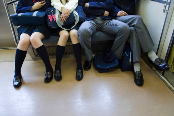 電車の座席
