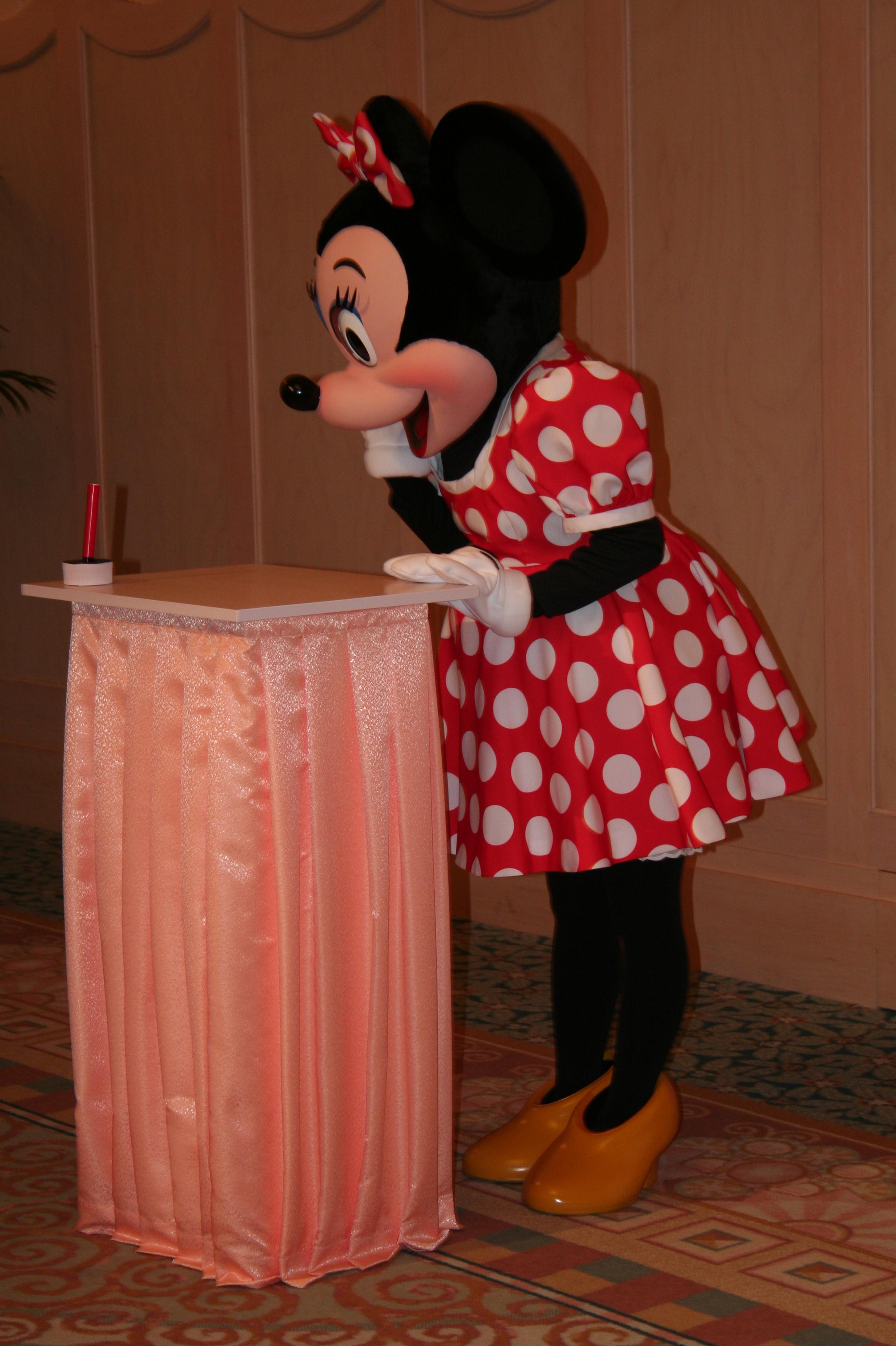 ミッキーとミニーのラブレター大作戦 その２ Freudeの夢よ ひらけ