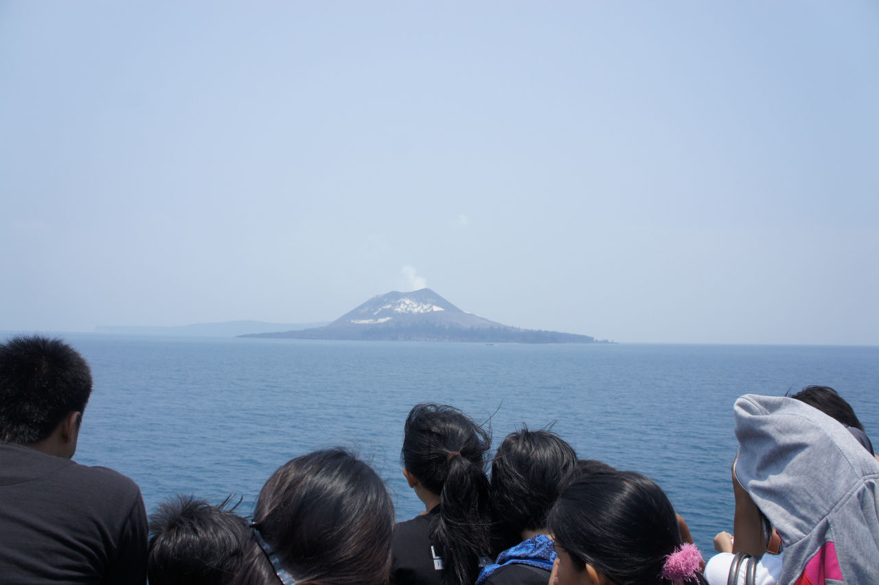 クラカタウ火山見学ツアーに行きました インドネシアからのラブレター