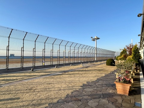 D5B60E82-5FD4-4138-9887-22D6499A1F48