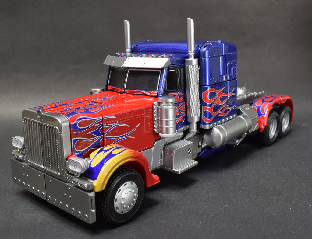 Legendary Toys LT02 : from.おもちゃ部屋 Legendary Toys LT02 : from.おもちゃ部屋
