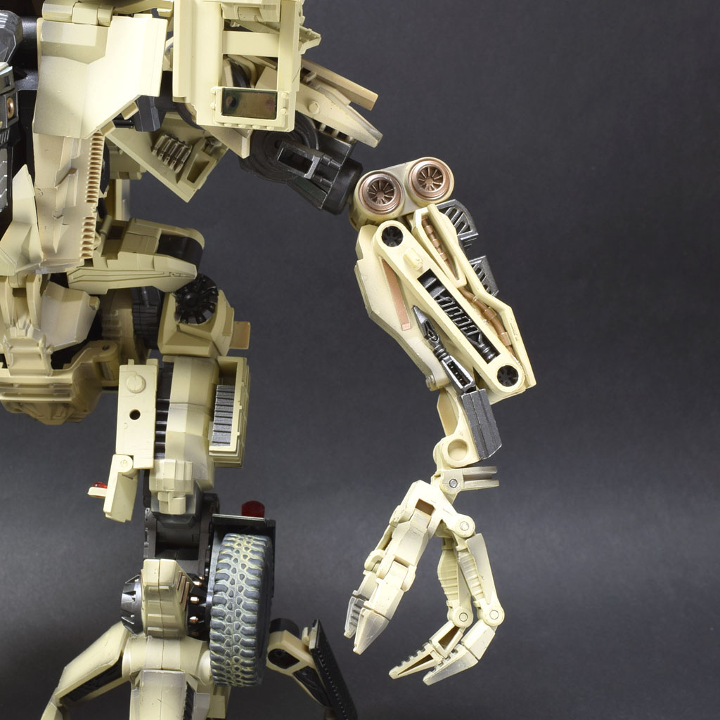 Dream Factory GOD-09S Steel Claw ＜重塗装版＞ : from