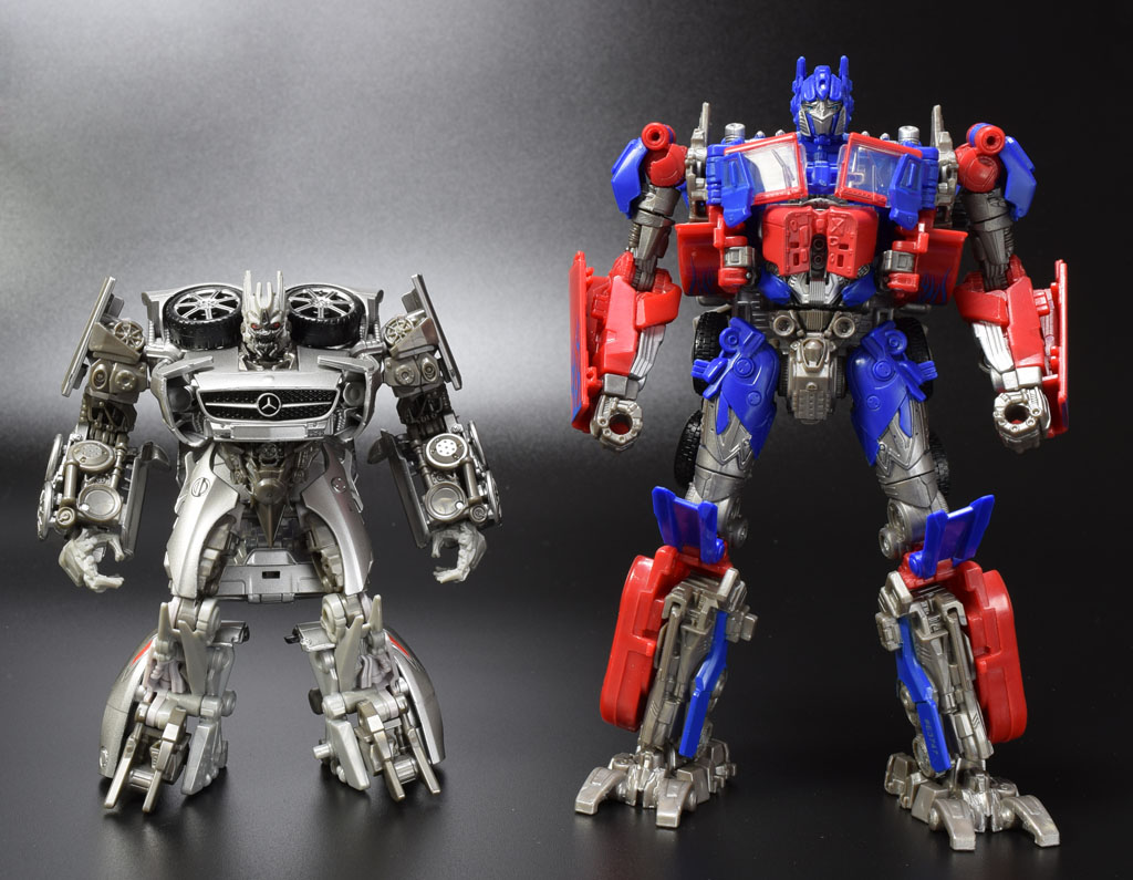 TFスタジオシリーズ SS-42 サウンドウェーブ with レーザー