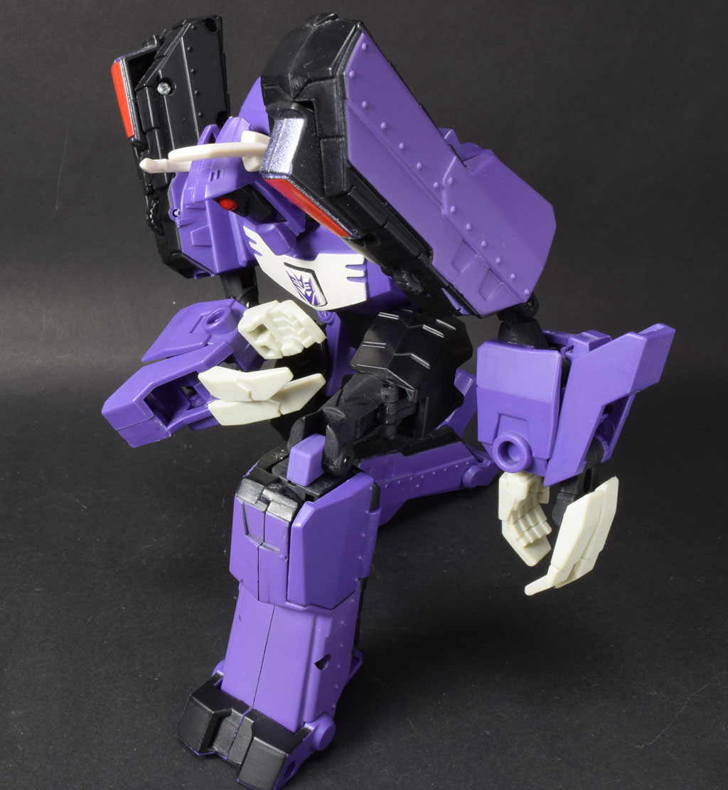 トランスフォーマー　アニメイテッド　ショックウェーブ Amazon.co.jp: トランスフォーマー アニメイテッド TA45