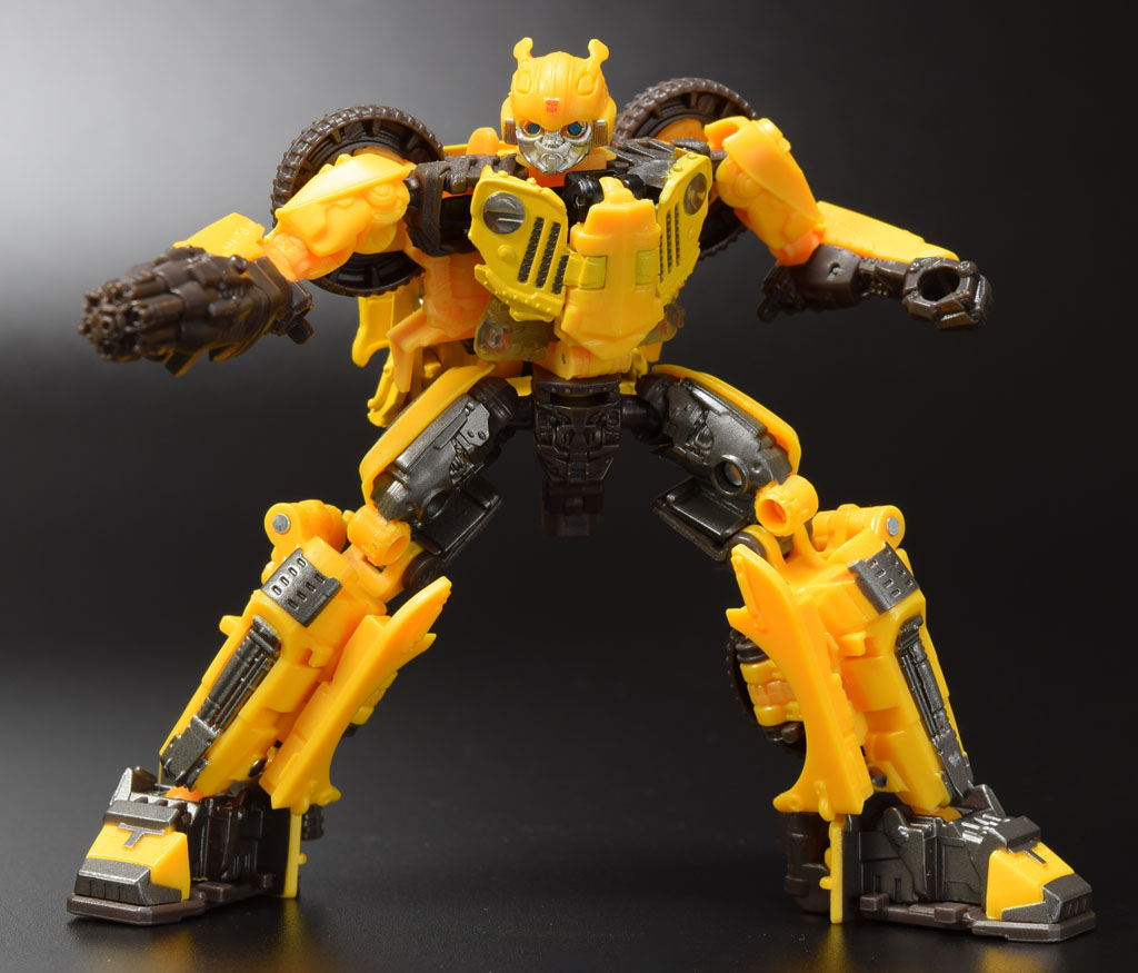 トランスフォーマー　スタジオシリーズ　SS-48 オフロードバンブルビー Amazon.co.jp: トランスフォーマー SS-48 オフロード