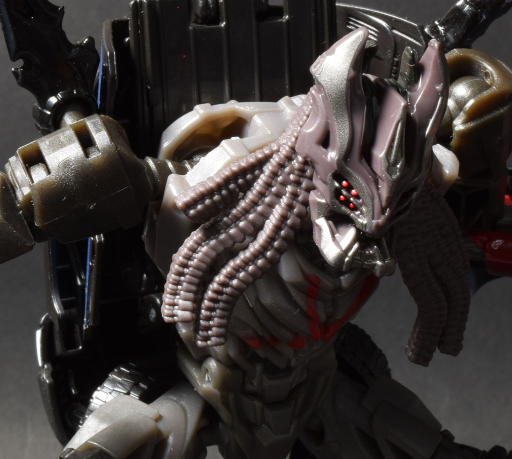 トランスフォーマー 最後の騎士王 TLK ニトロ バーサーカー セット レビュー：TF最後の騎士王 TLK-25 ディセプティコンニトロ | 超偏見超