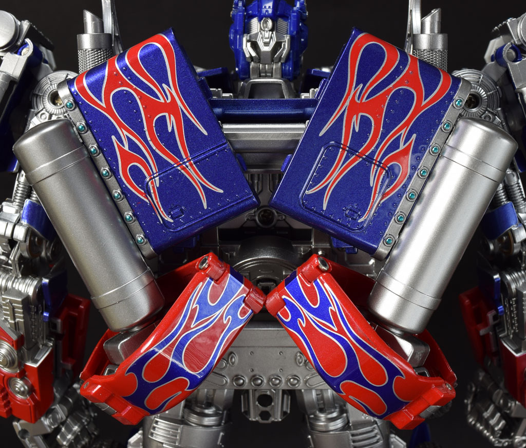 レジェンダリートイズ　LT-02 重塗装オプ LEGENDARY TOYS LT02 レビュー | アナハイム工房 TAKAブログ