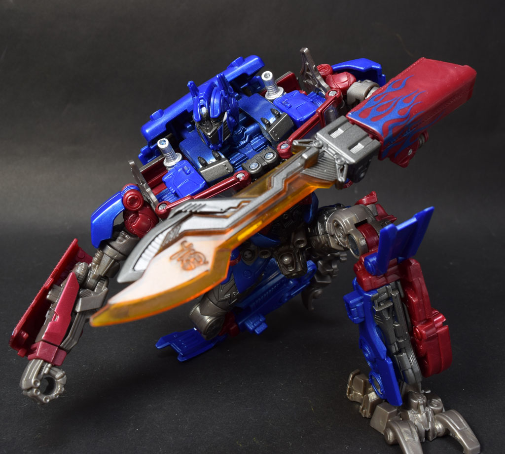 新品 SS-05 オプティマスプライム　トランスフォーマー　スタジオシリーズ PF SS-05 オプティマスプライム｜トランスフォーマー