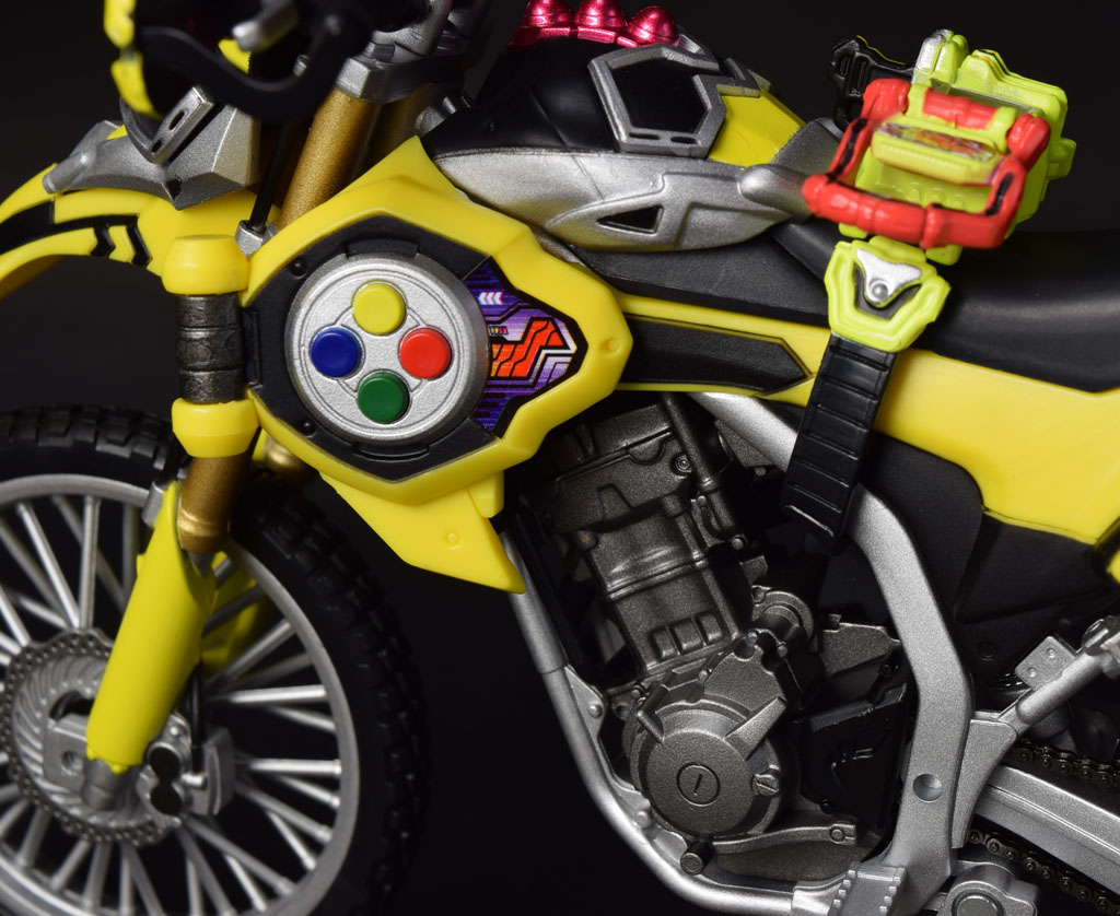 S.H.Figuarts 仮面ライダーレーザー バイクゲーマー レベル2