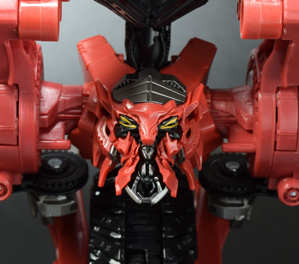 TFスタジオシリーズ SS-47 ディセプティコンスカベンジャー