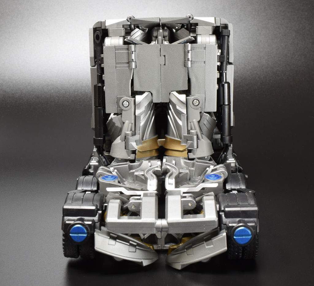 金*網様 unique toys UTR-04 Nxeroa ガルバトロン　箱無 Amazon.co.jp: UFO TOYS Unique Toys UT R-04 Nxeroa LED 変形