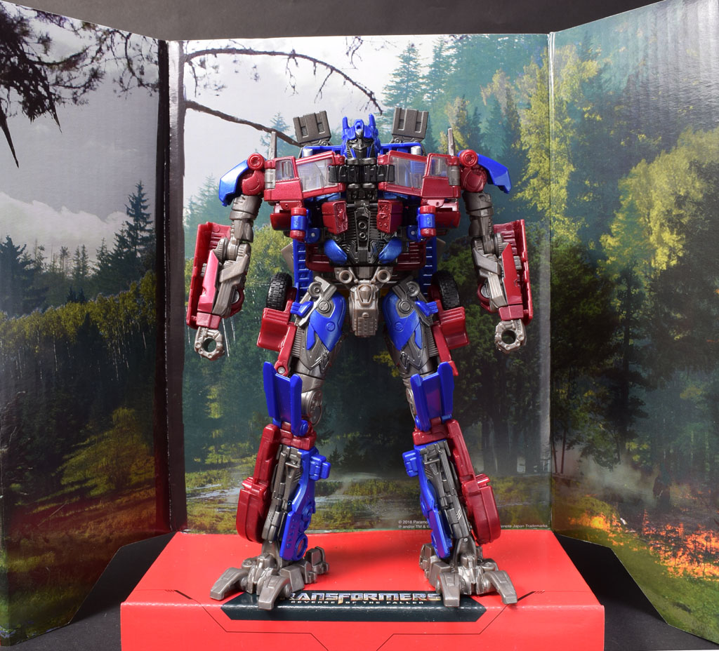 SS05 オプティマスプライム　トランスフォーマー　リベンジ　スタジオシリーズ Amazon.com: SS-05 Optimus Prime Premium Finish Voyager Class