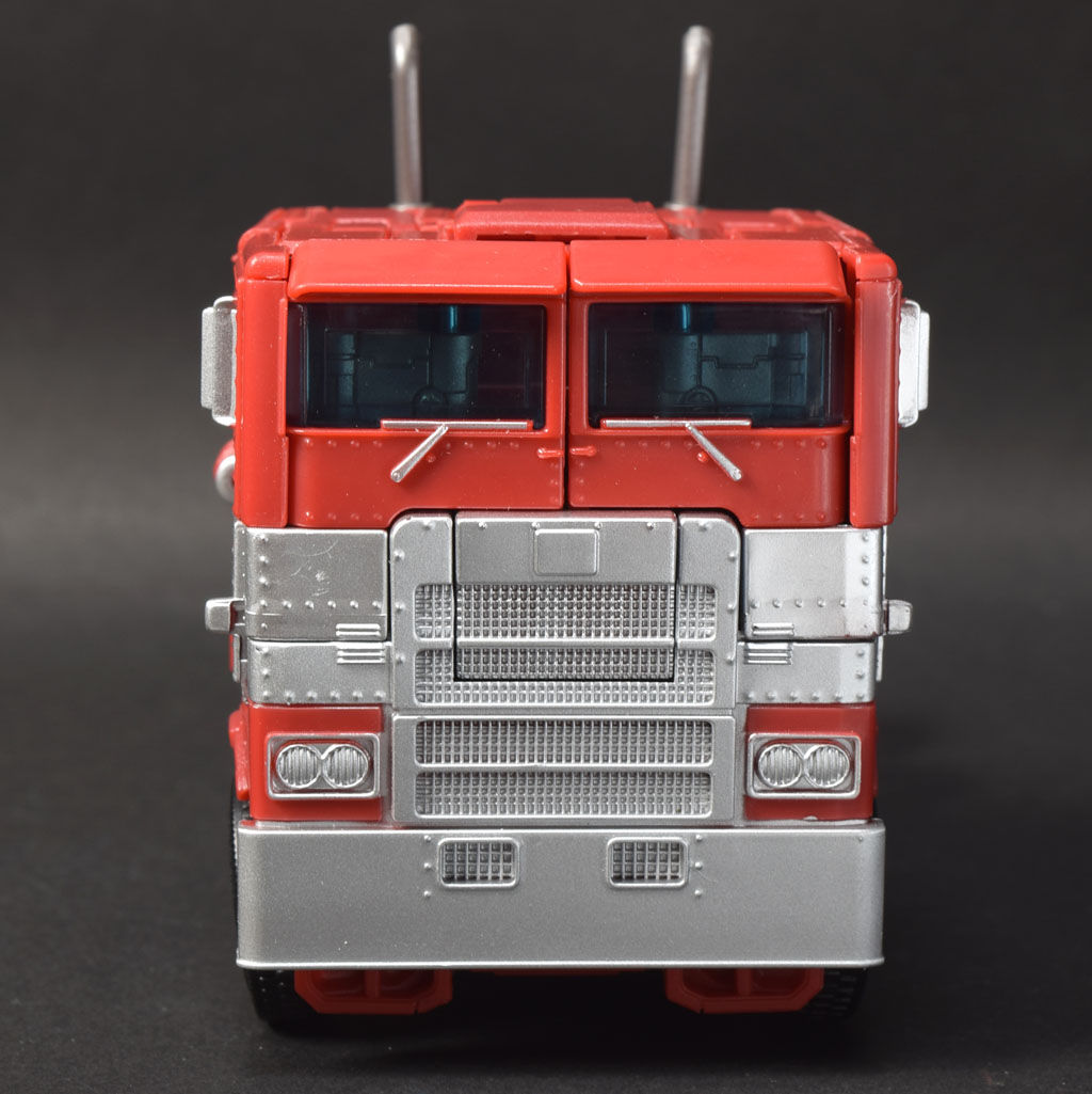 Tfスタジオシリーズ Ss 30 オプティマスプライム From おもちゃ部屋 Tfスタジオシリーズ Ss 30 オプティマスプライム From おもちゃ部屋