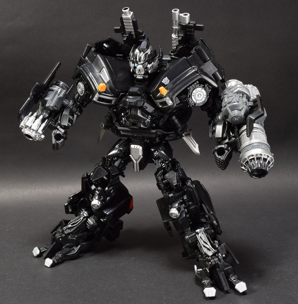 中古 トランスフォーマーSS-15アイアンハイド&アップグレードパーツ 中古 トランスフォーマーSS-15アイアンハイド&アップグレードパーツ