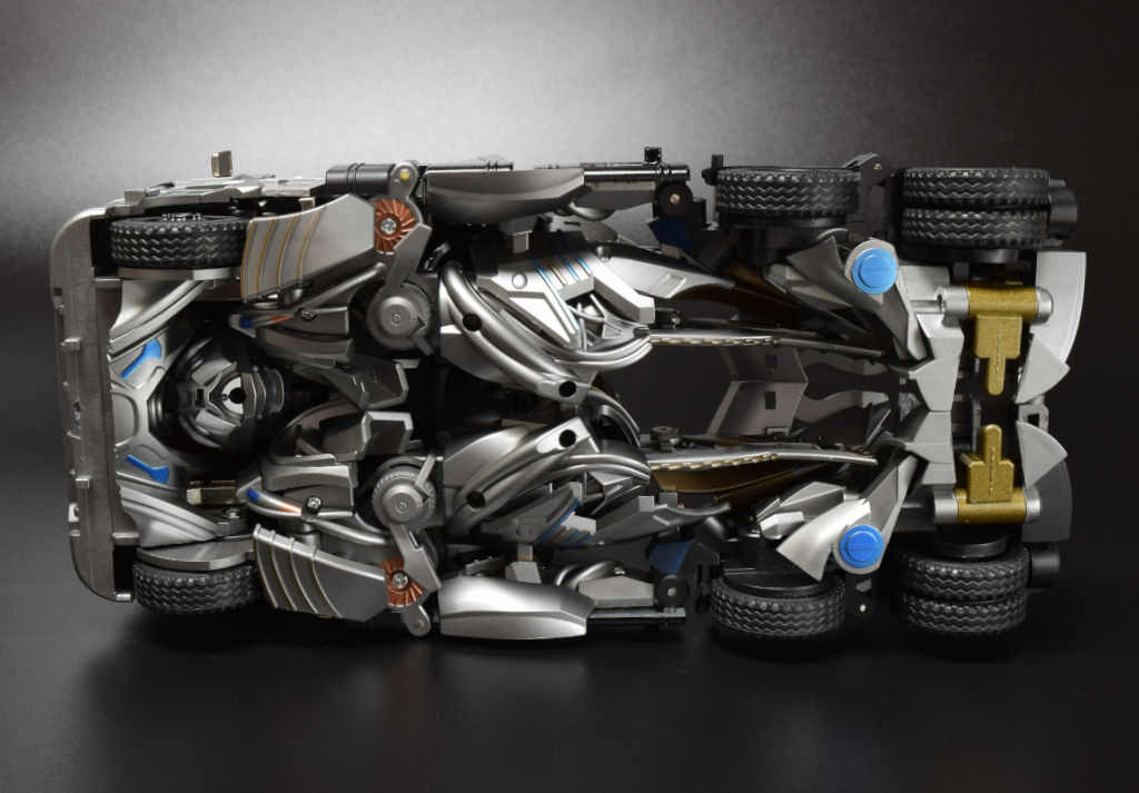 Unique Toys R-04 Nero : from.おもちゃ部屋