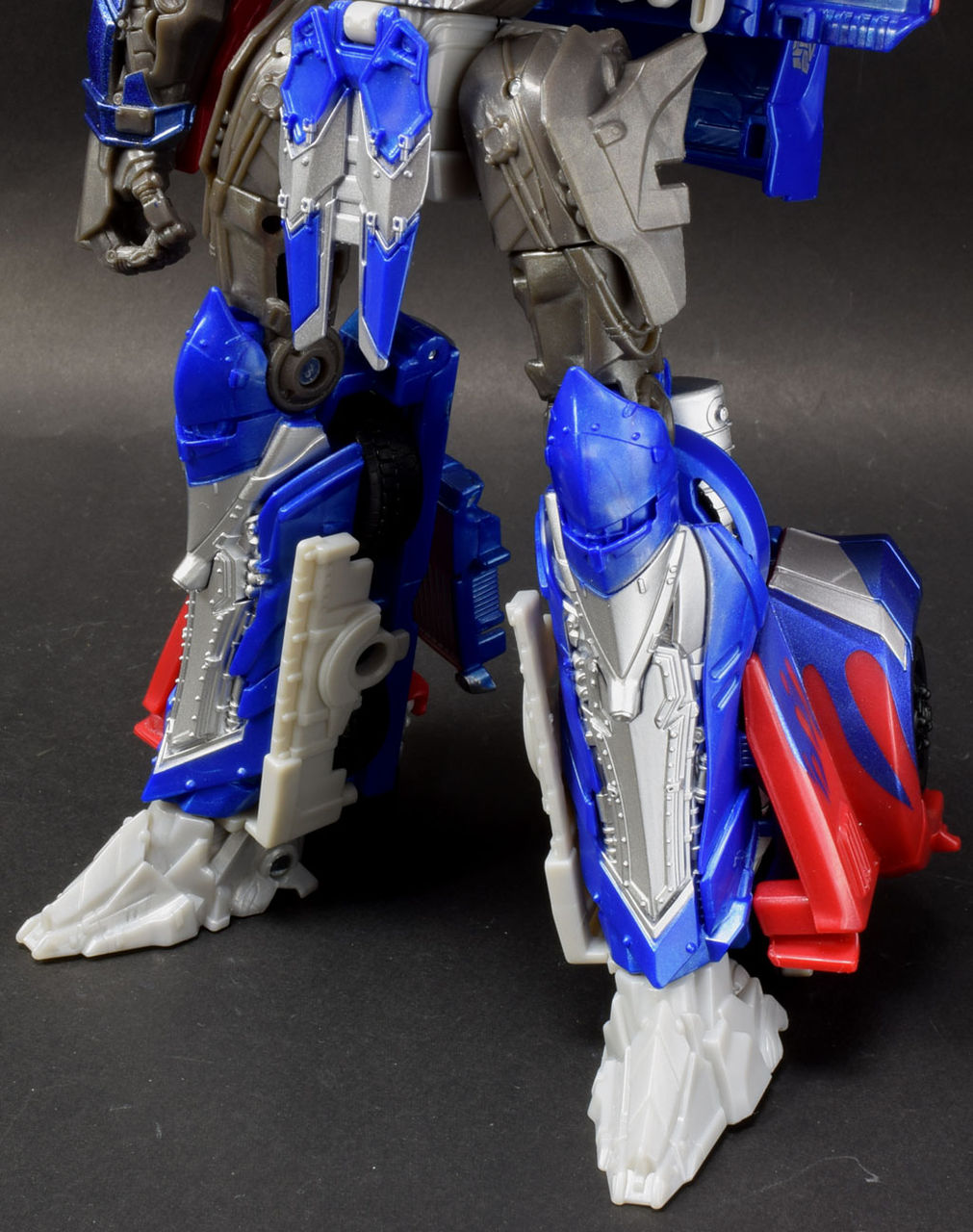 TF最後の騎士王 オプティマスプライム(トイザらス限定版 TF最後の騎士王 オプティマスプライム(トイザらス限定版