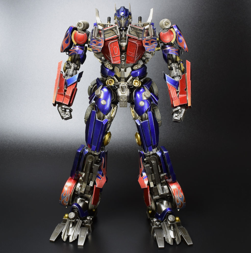 トランスフォーマー/ リベンジ DLX オプティマスプライム　threezero threezero Transformers： Revenge of the Fallen DLX Optimus Prime