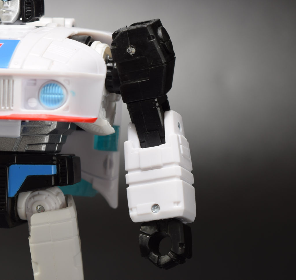 TFスタジオシリーズ SS-59 オートボットジャズ : from.おもちゃ部屋 TFスタジオシリーズ SS-59 オートボットジャズ : from.おもちゃ部屋