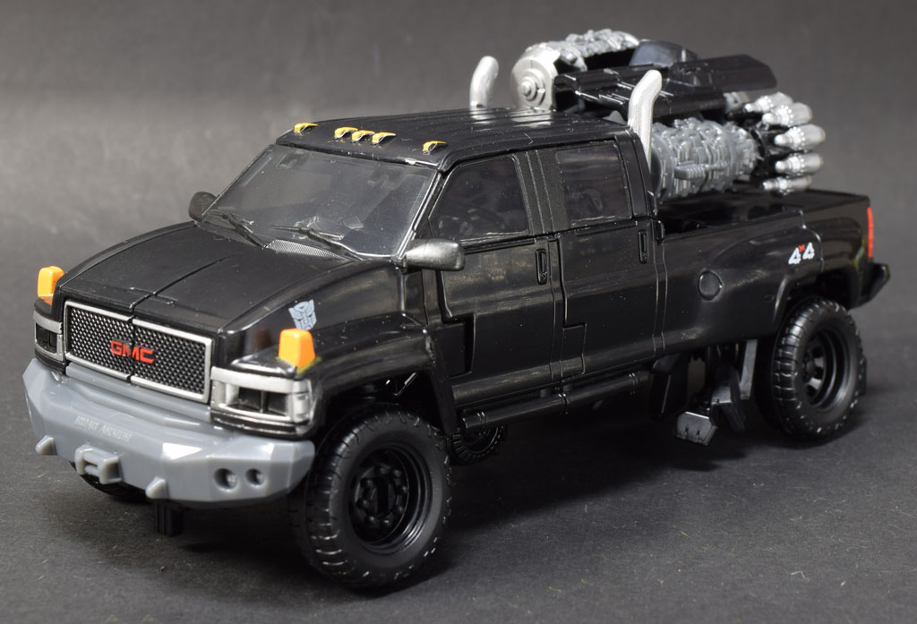 トランスフォーマー　スタジオシリーズ　SS-14 アイアンハイド Amazon.co.jp: トランスフォーマー スタジオシリーズ SS-14