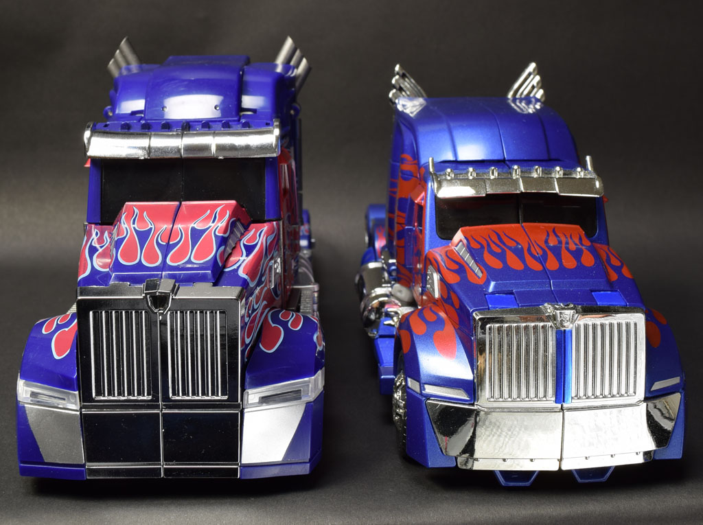 Unique Toys R-02 Challenger : from.おもちゃ部屋