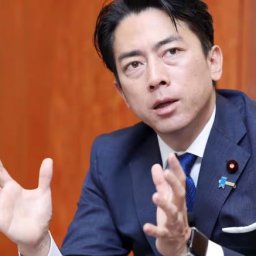 韓国人「【緊急速報】日本の小泉防衛相、旭日旗公式使用開始」