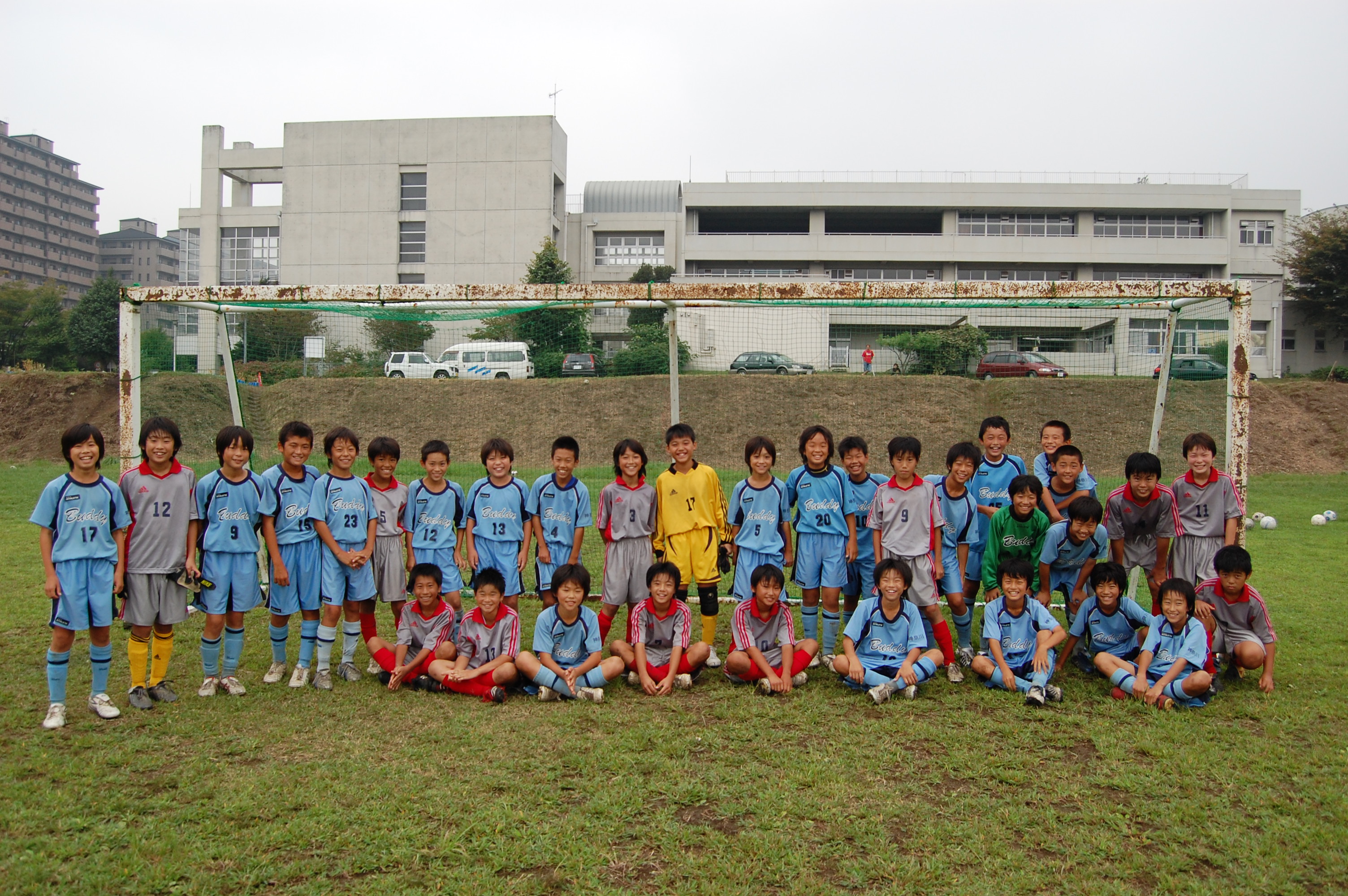 バディーscさん フレンドリーマッチ 6年 Fsc 二俣川サッカークラブ