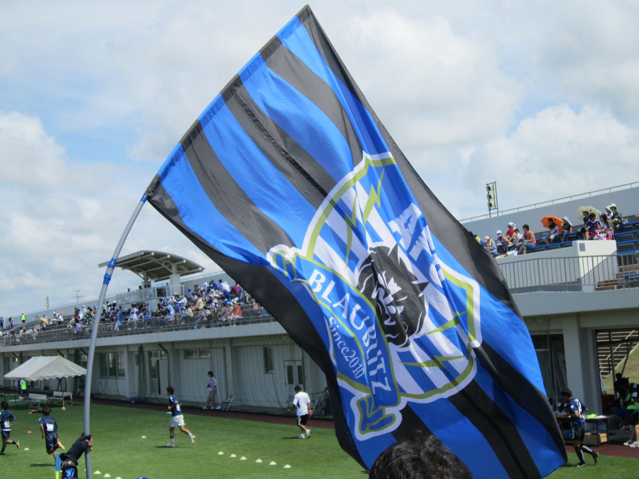 ブラウブリッツ秋田 jリーグ準加盟申請 Blue Is The Colour Football Is The Game ブラウブリッツ秋田 jリーグ準加盟申請 Blue Is The Colour Football Is The Game