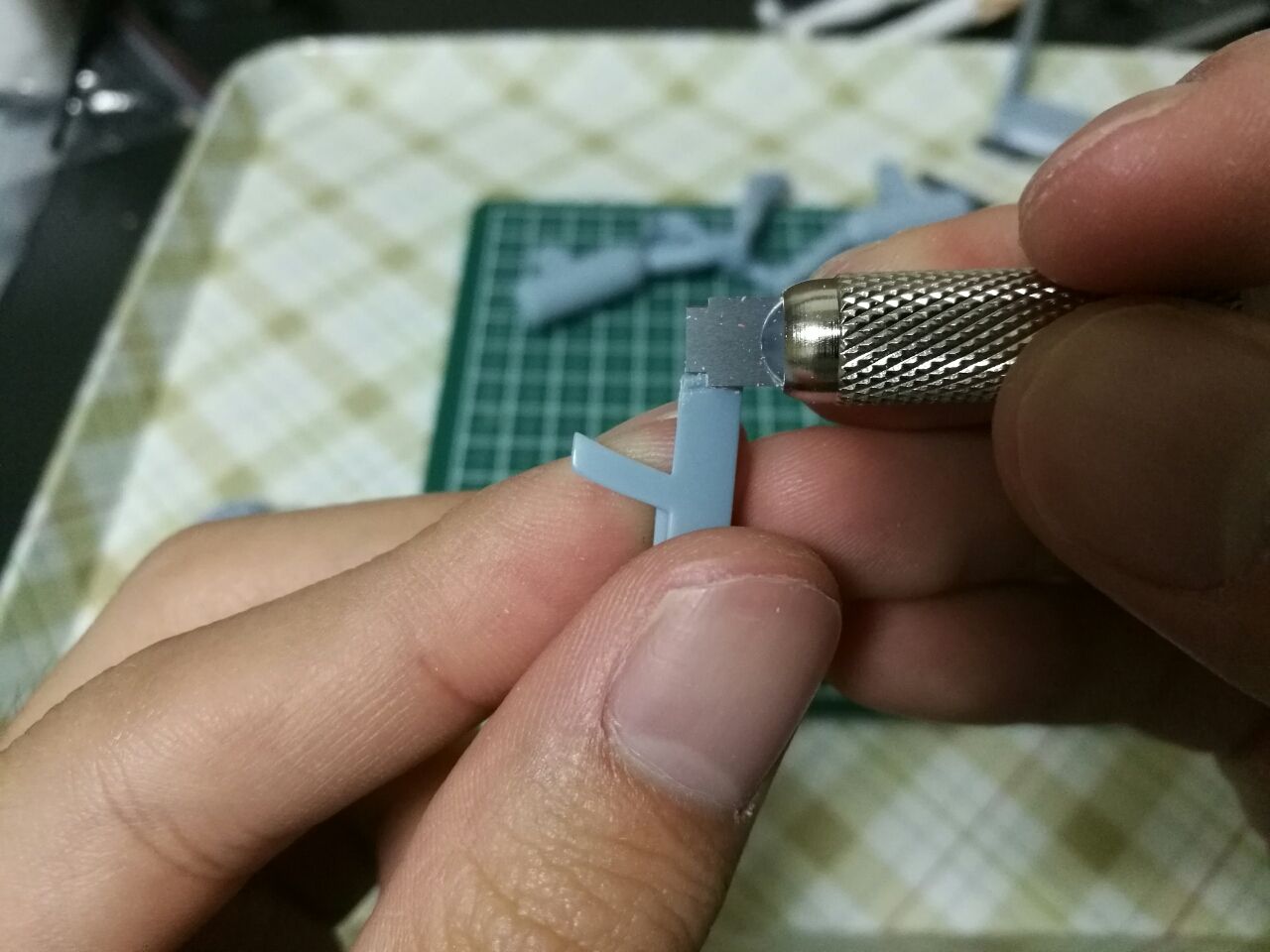 スジボリ堂 BMCダンモ 0.5mm/0.8mm 使用感と練習 : 弘法の塗り間違い