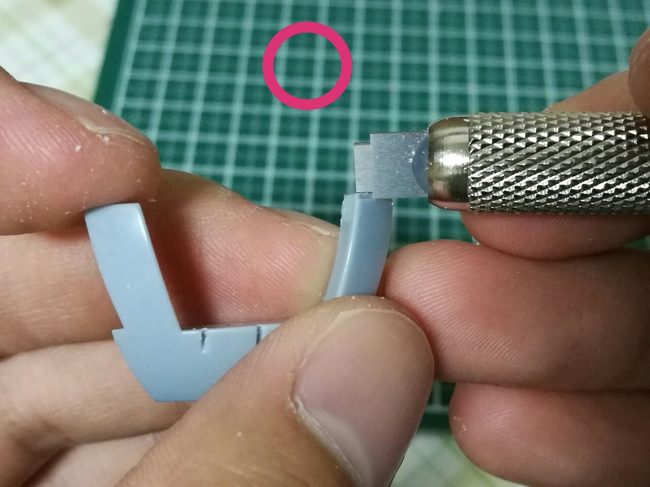 スジボリ堂 BMCダンモ 0.5mm/0.8mm 使用感と練習 : 弘法の塗り間違い