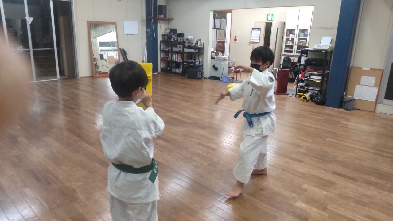 STORYPIC_00003923_BURST221124201235