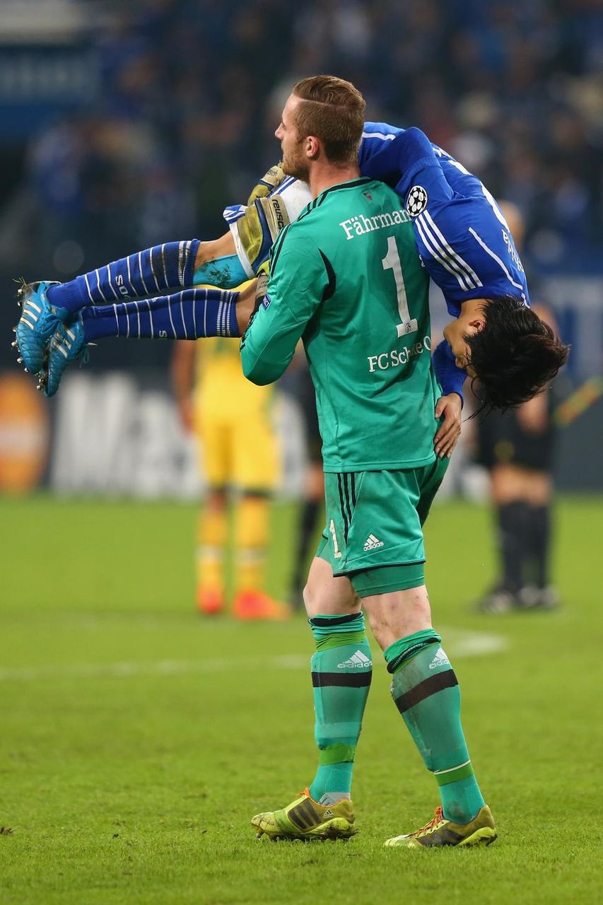 ドイツ代表gkノイアー 恋人と破局 ウッシーちゃんねる 内田篤人 日本代表関連まとめ